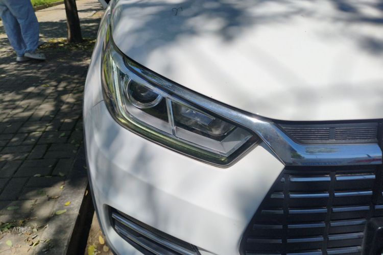 BYD Yuan New Energy 2019 #8 BYD Yuan New Energy 2019 car image #8