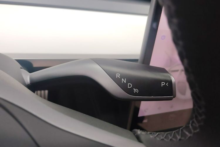 Tesla Model 3 2023 immagine di auto #14
