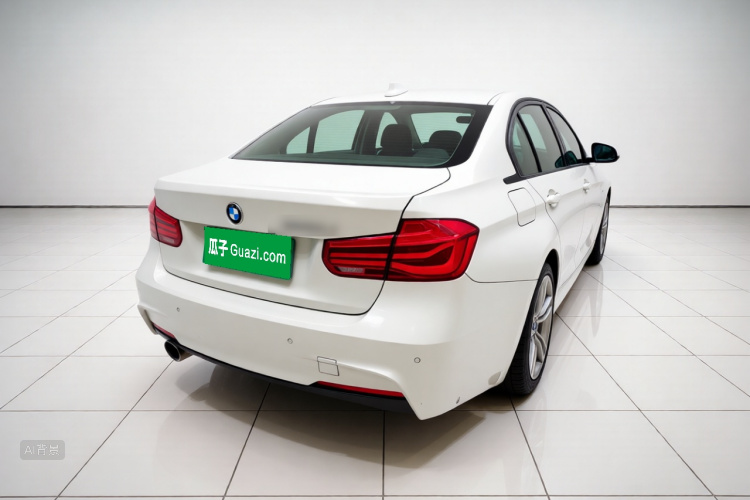 BMW 3 Series 2018 car image #6