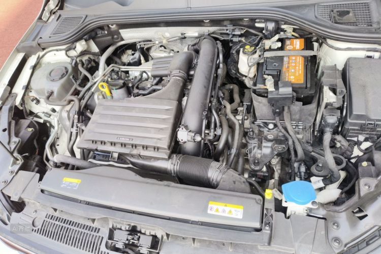 Volkswagen Golf 2021 #22 Volkswagen Golf 2021 car image #22