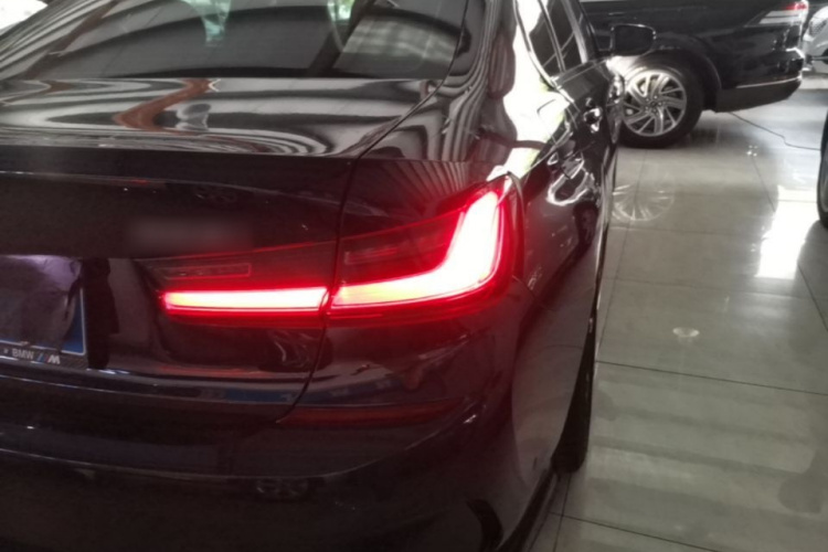 BMW 3 Series 2020 #8 BMW 3 Series 2020 car image #8