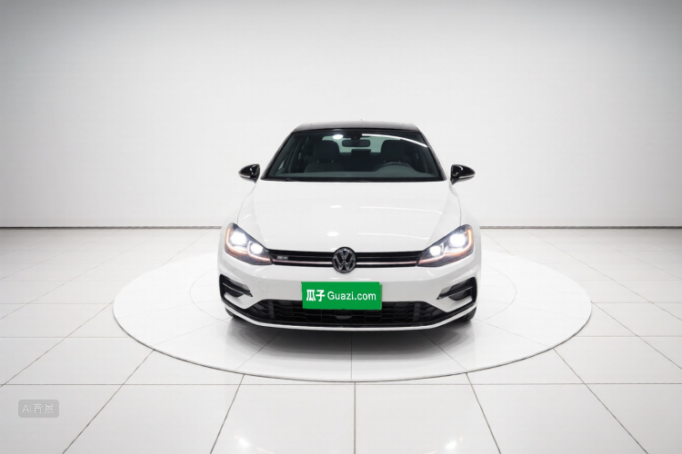 Volkswagen Golf 2020 car image #3