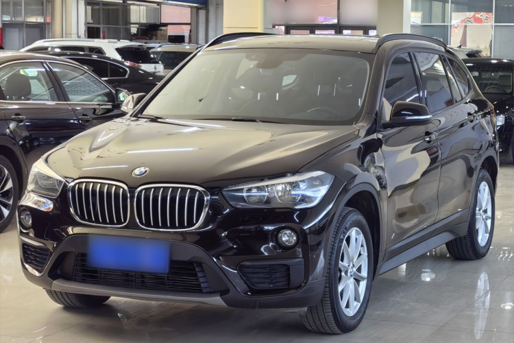 BMW X1 2018 #2 BMW X1 2018 immagine di auto #2