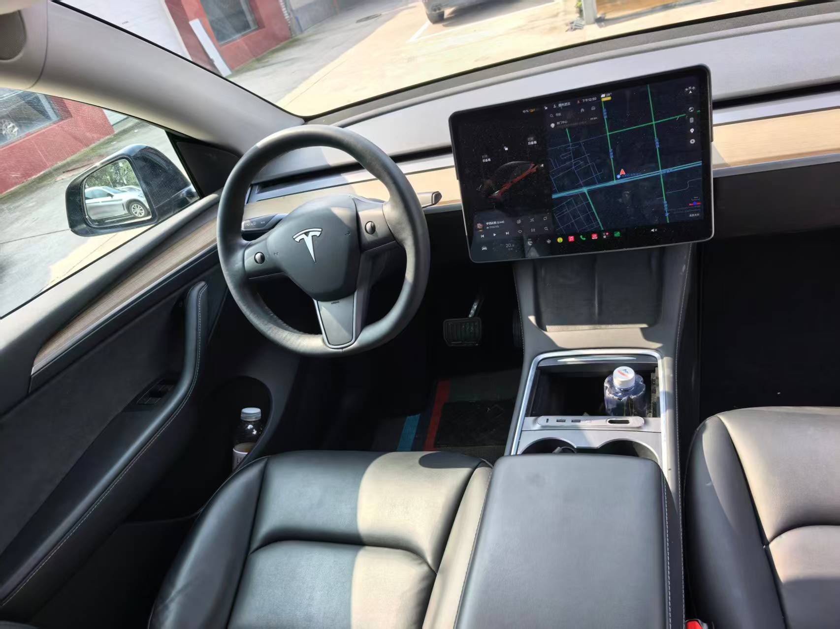 Tesla Model Y 2021 صورة سيارة #5
