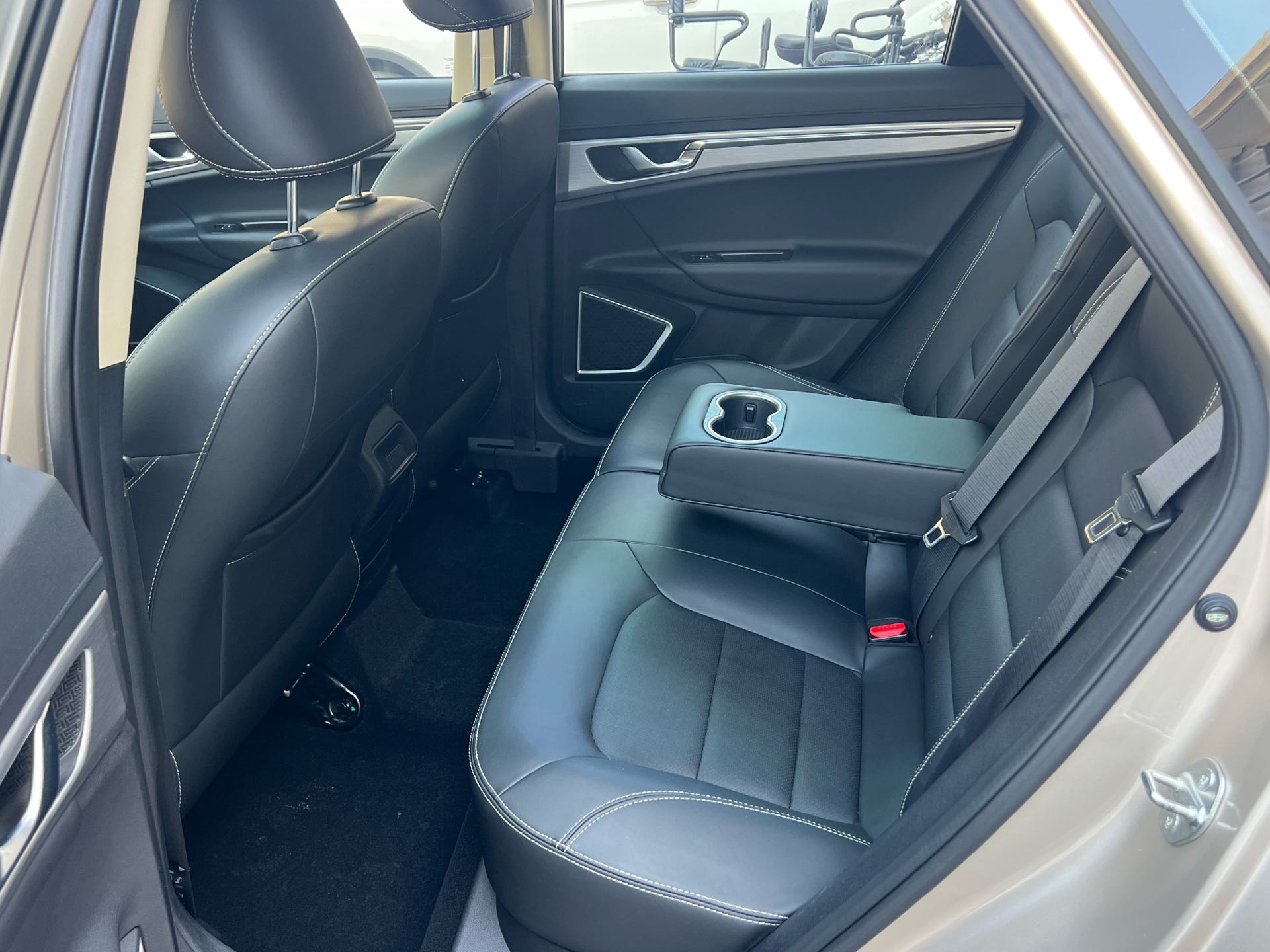 GEELY Emgrand GS 2020 #9 GEELY Emgrand GS 2020 imagem de carro #9