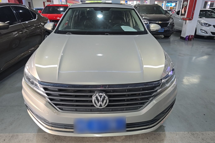 Volkswagen Lavida 2019 car image #3