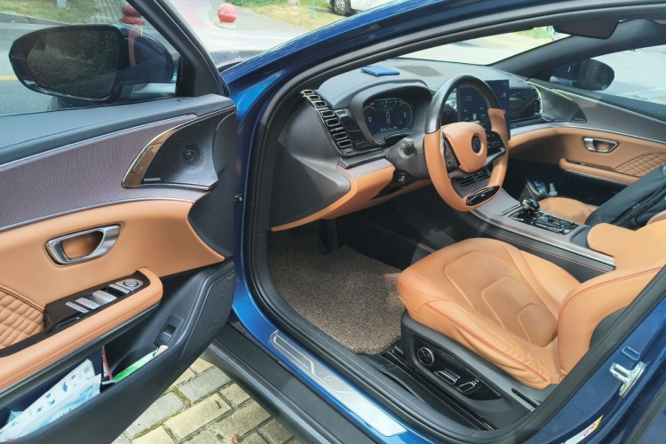 BYD Han 2022 car image #13