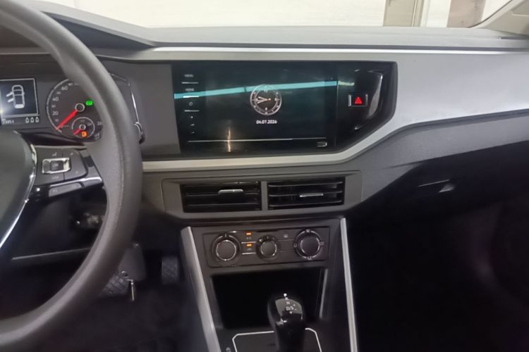 Volkswagen Polo 2021 car image #13