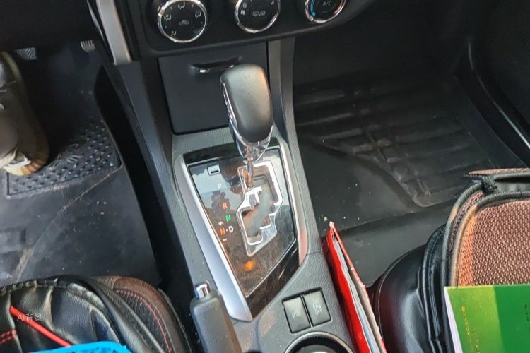 Toyota Corolla 2018 car image #16