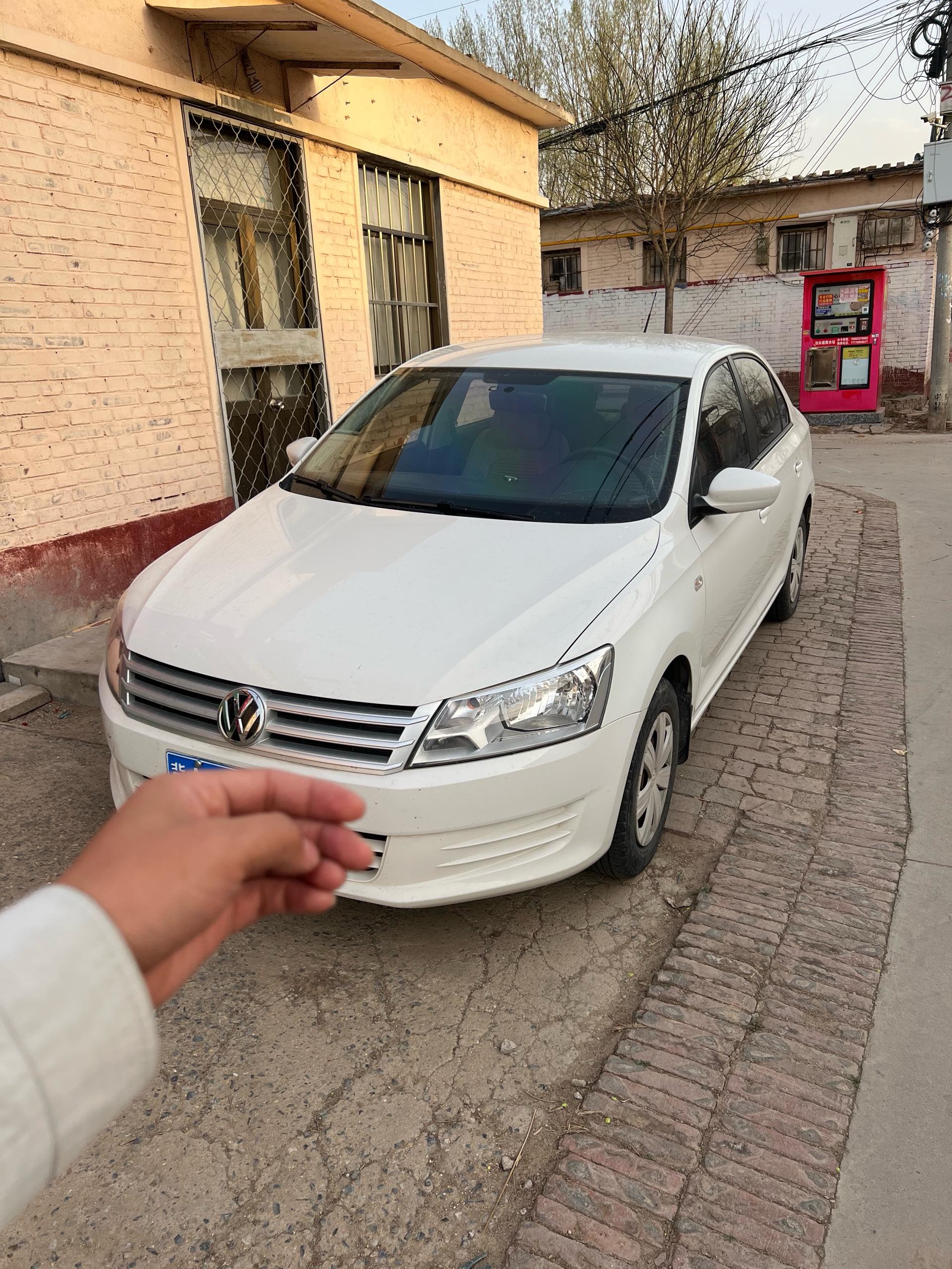 Volkswagen Santana 2015 car image 