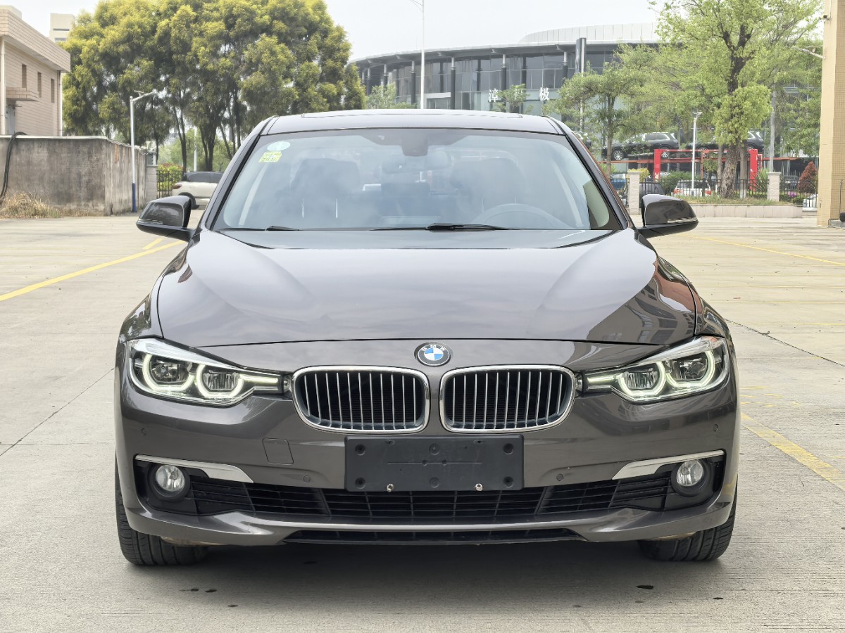 BMW 3 Series 2018 car image #2