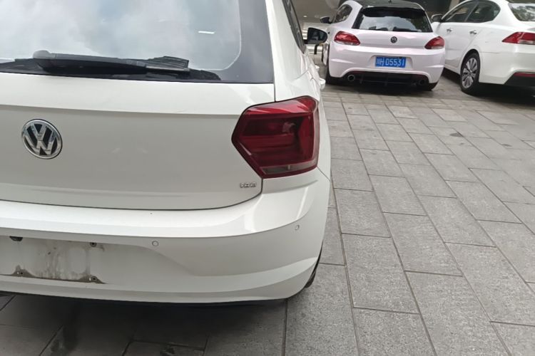 Volkswagen Polo 2021 car image #8
