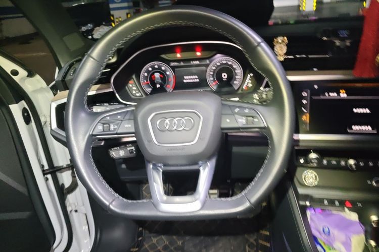 Audi Q3 2024 #15 Audi Q3 2024 car image #15