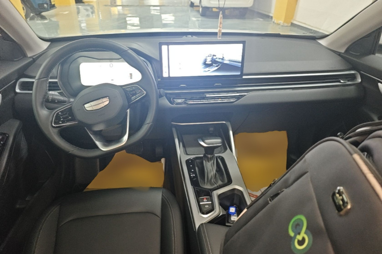 GEELY Emgrand 2025 #10 GEELY Emgrand 2025 car image #10