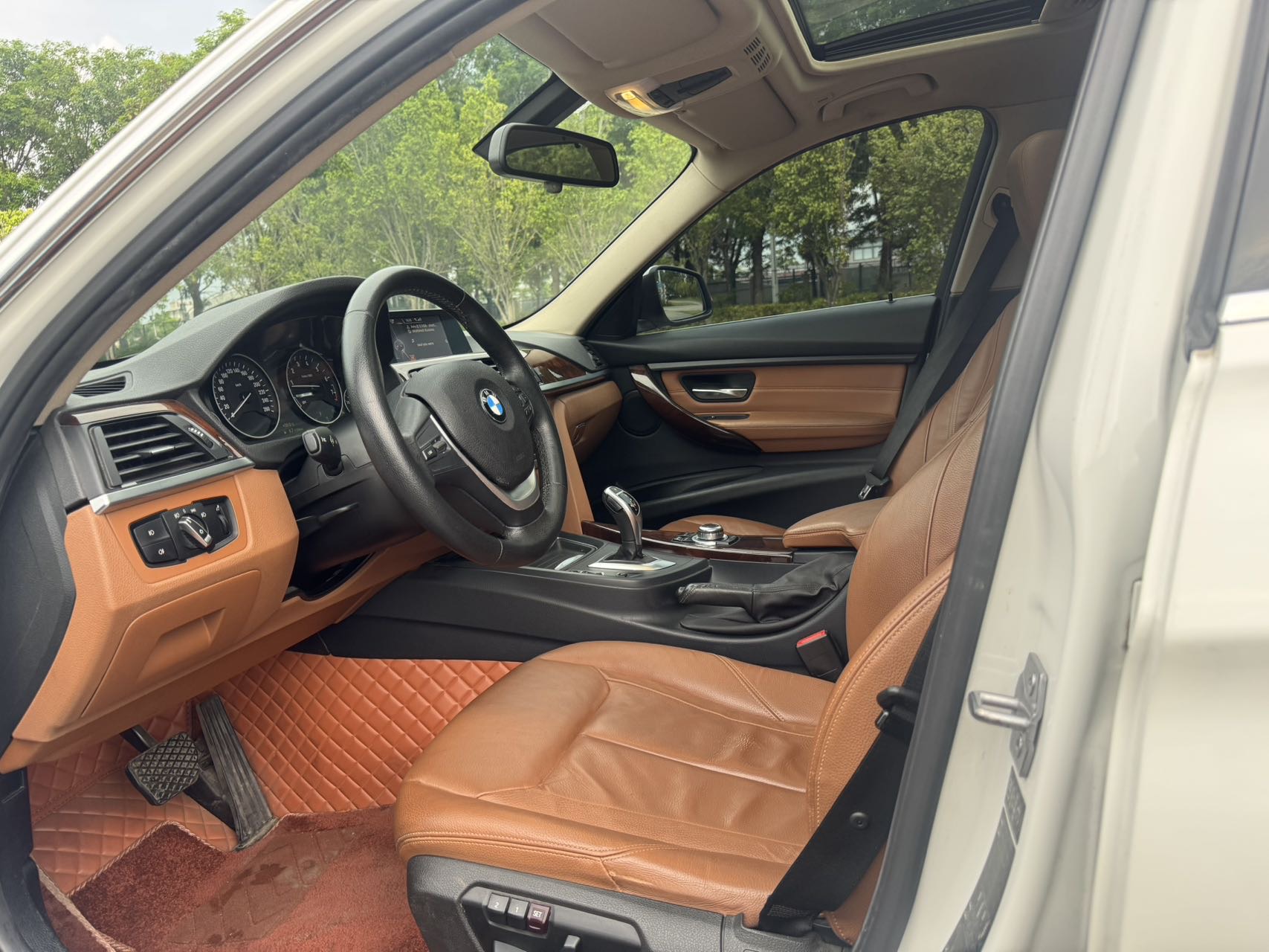 BMW 3 Series 2015 #6 BMW 3 Series 2015 car image #6