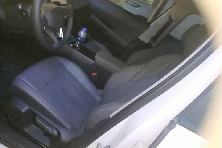 Volkswagen Lavida 2026 car image #15