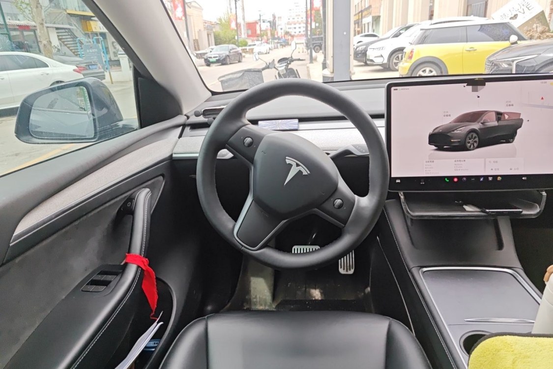 Tesla Model Y 2024 #24 Tesla Model Y 2024 immagine di auto #24
