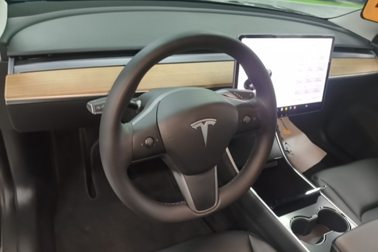 Tesla Model 3 2020 #11 Tesla Model 3 2020 car image #11