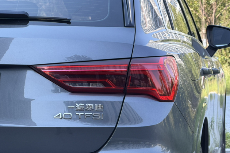 Audi Q3 2020 #7 Audi Q3 2020 car image #7