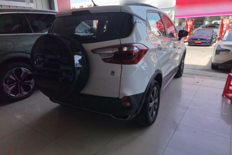 BYD Yuan New Energy 2019 immagine di auto #7