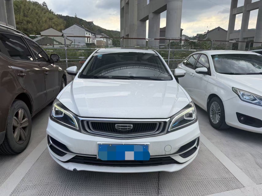 GEELY Emgrand 2019 car image #2