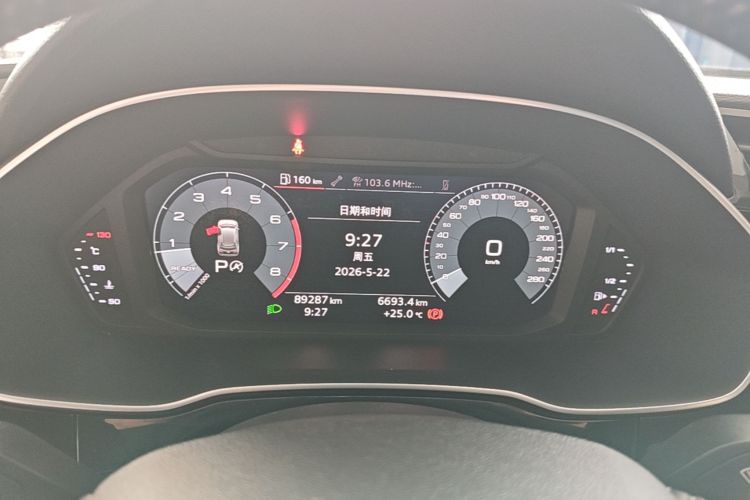 Audi Q3 2019 #12 Audi Q3 2019 car image #12