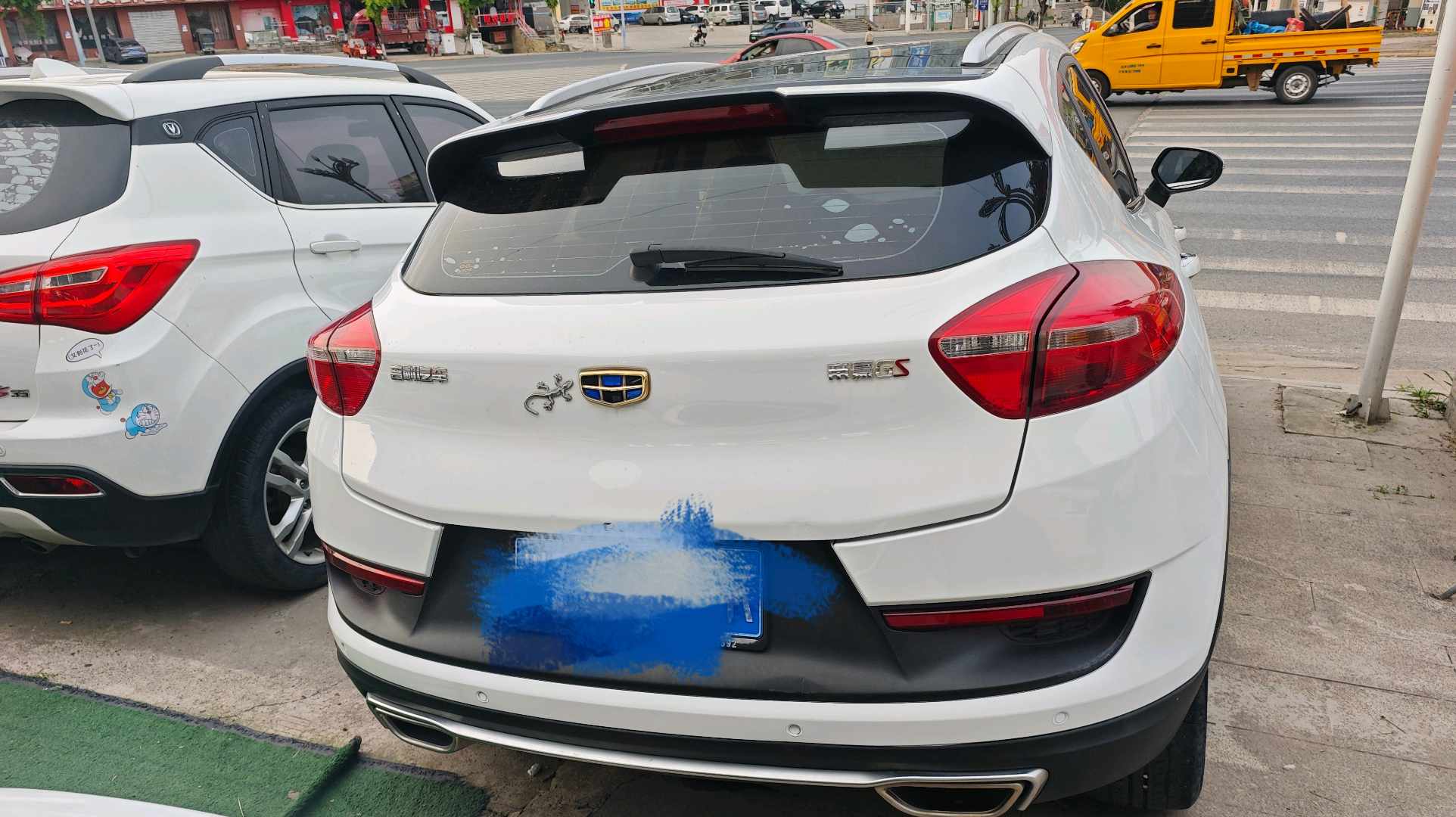 GEELY Emgrand GS 2019 car image #6