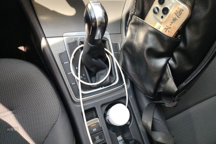 Volkswagen Golf 2016 car image #16