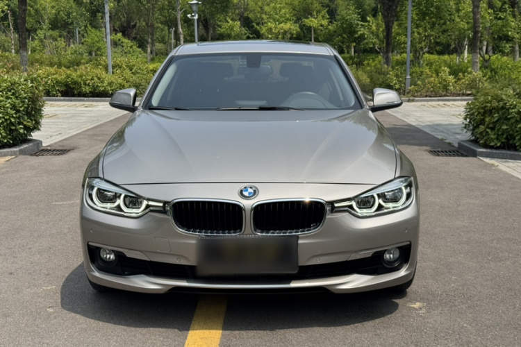BMW 3 Series 2017 car image #4