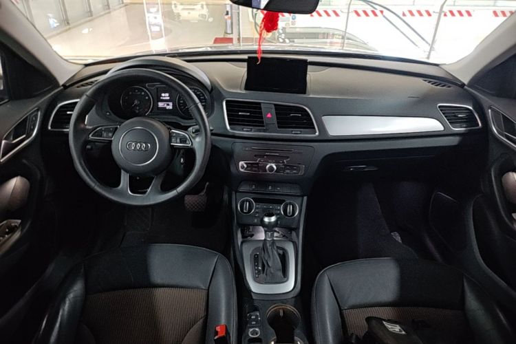 Audi Q3 2019 #10 Audi Q3 2019 car image #10