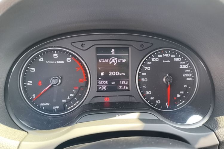 Audi A3 2017 car image #12
