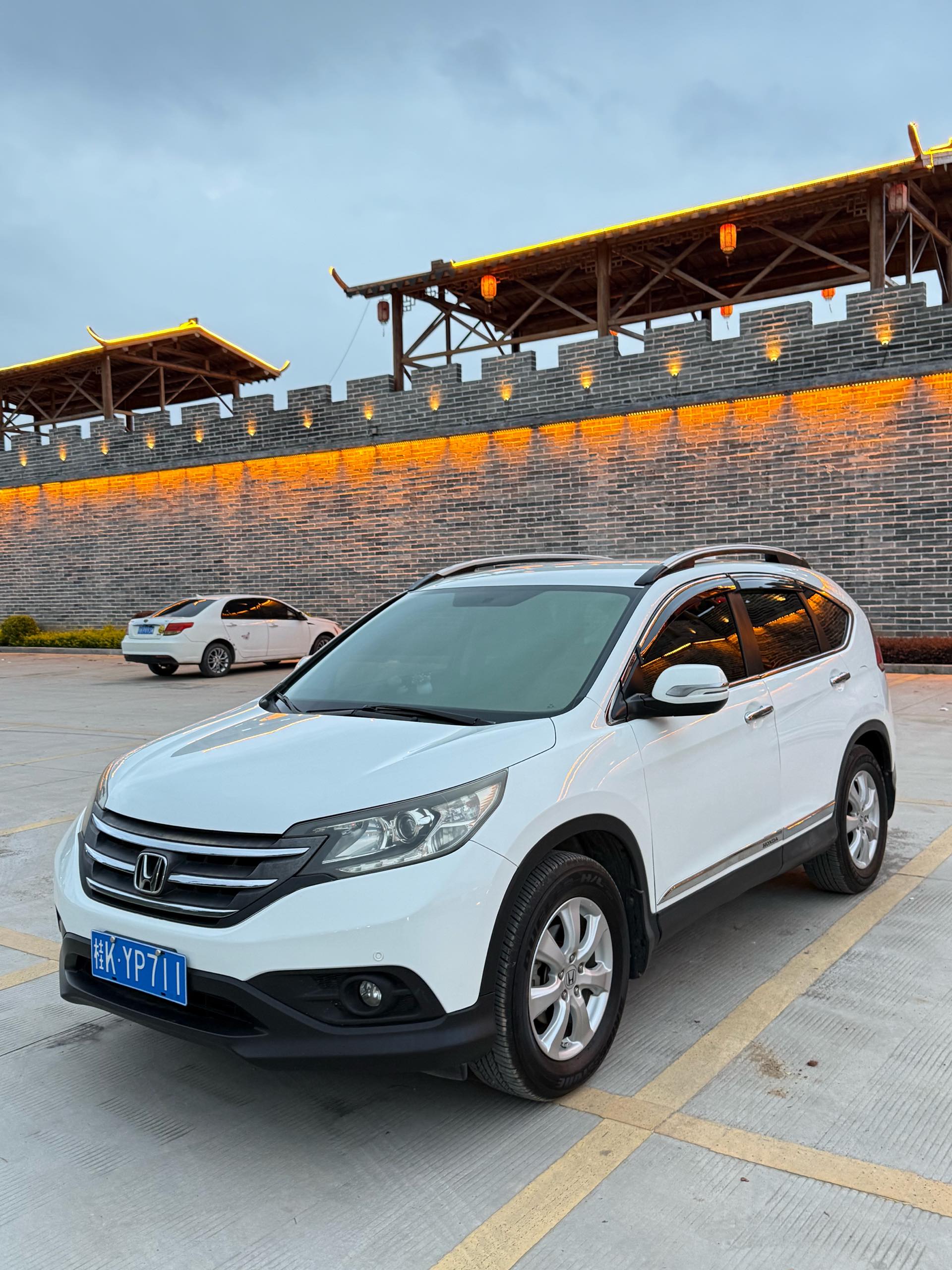 2012 2012 car image