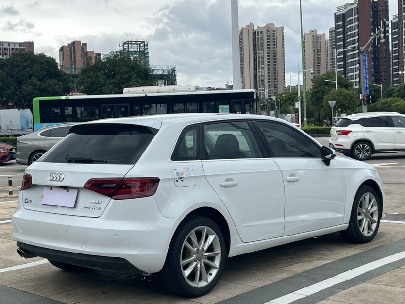 Audi A3 2015 car image #6