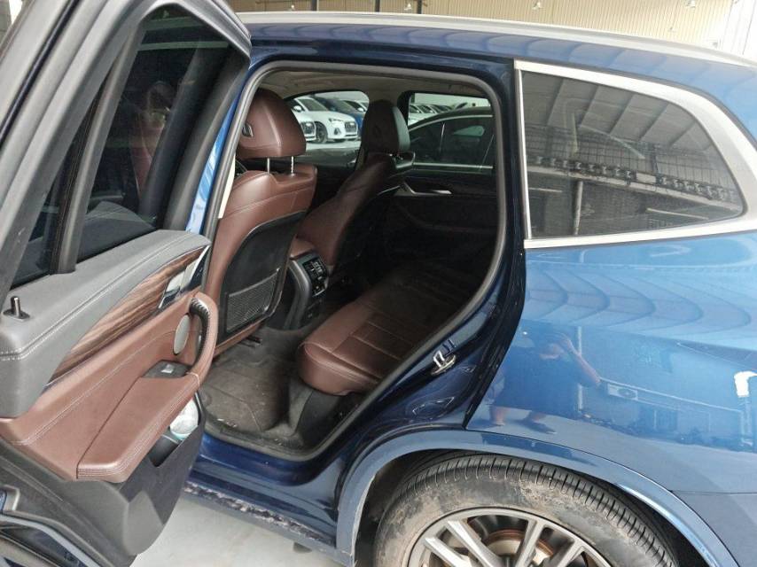 BMW X3 2020 car image #6