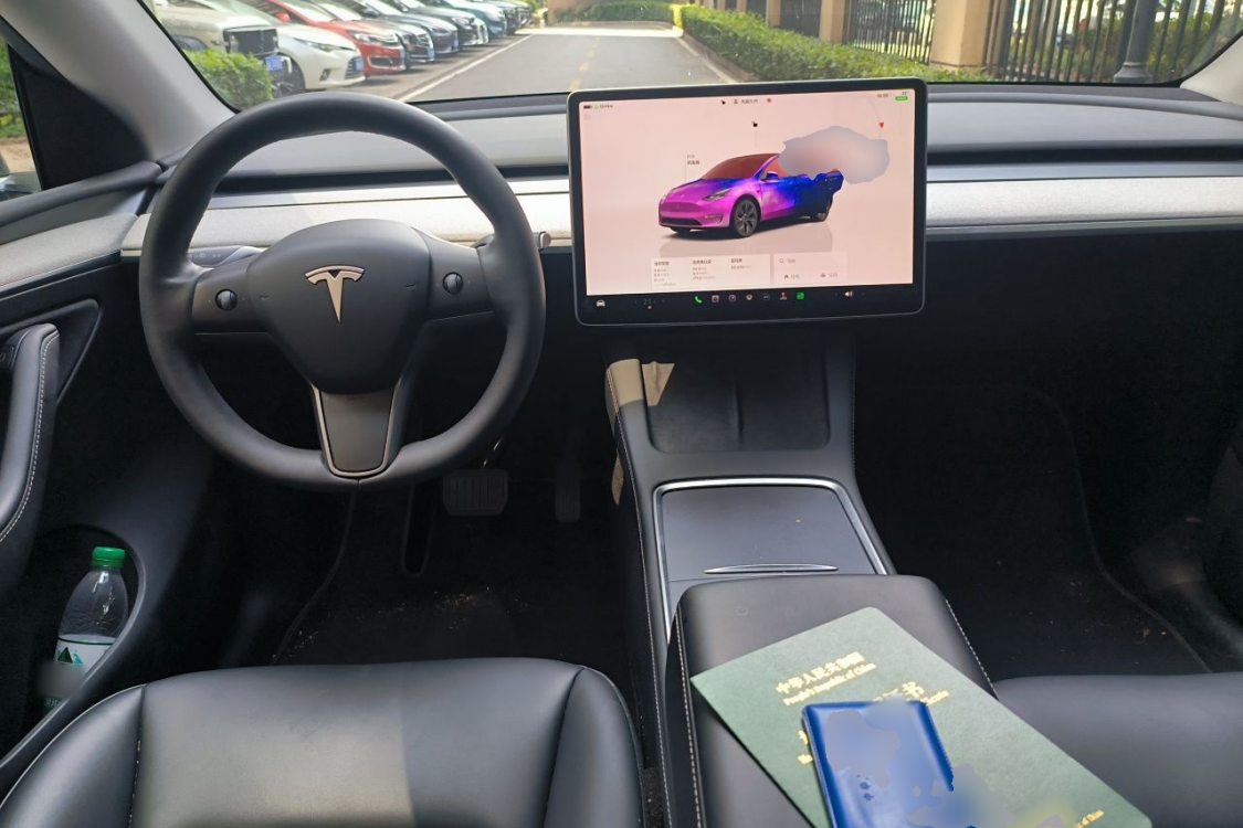 Tesla Model Y 2024 #21 Tesla Model Y 2024 car image #21