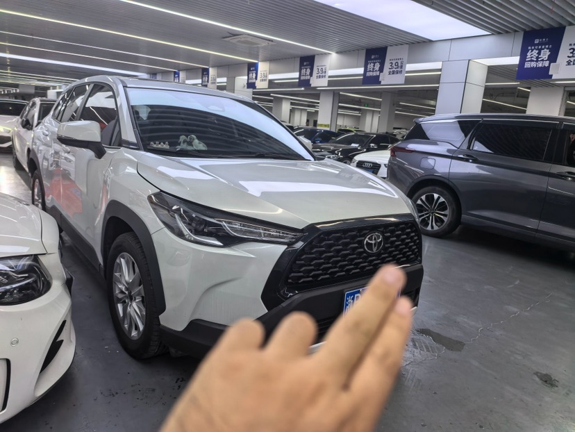 Toyota Corolla Cross 2024 car image #2