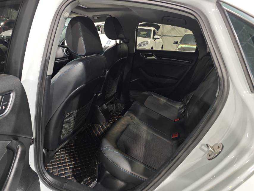 Audi A3 2019 imagen de coche #8
