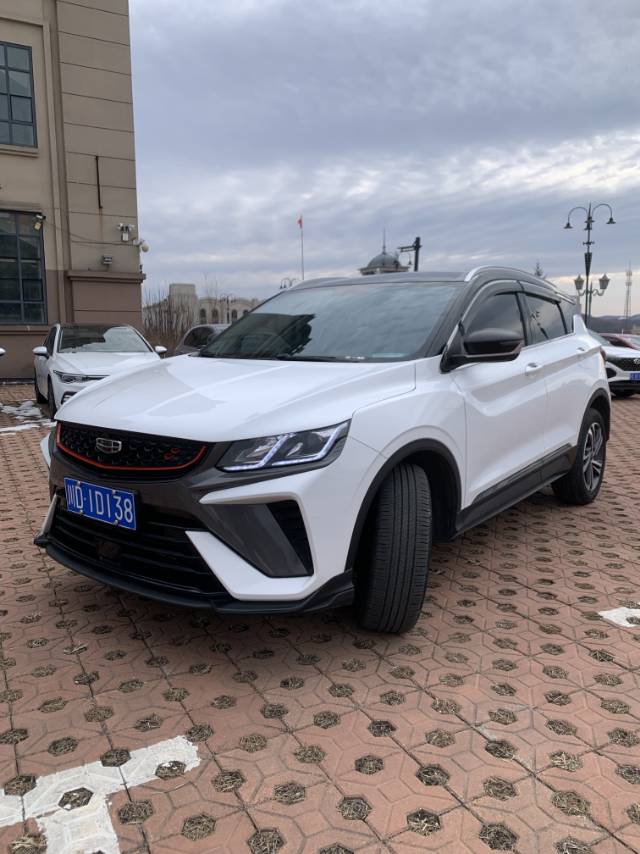 GEELY Coolray 2022 #2 GEELY Coolray 2022 car image #2