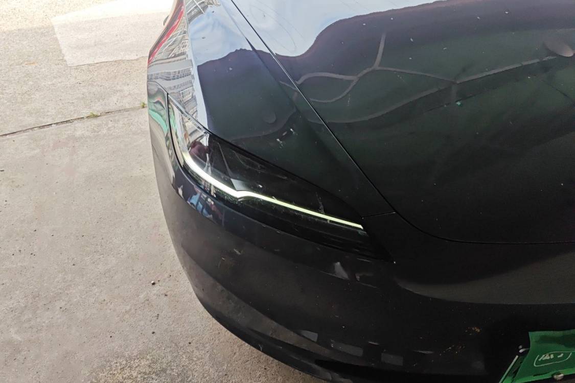Tesla Model 3 2024 immagine di auto #7