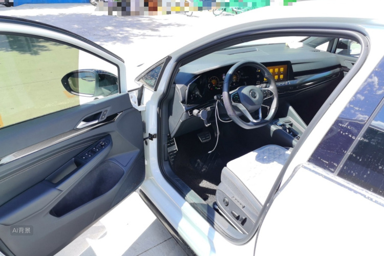 Volkswagen Golf 2022 car image #18