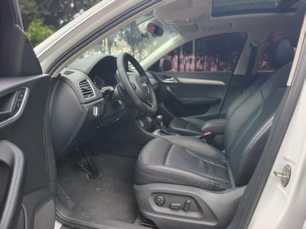 Audi Q3 2014 imagem de carro #12