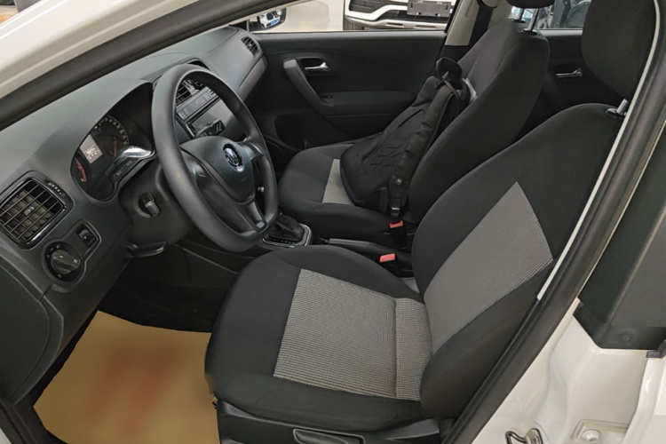 Volkswagen Polo 2019 #20 Volkswagen Polo 2019 car image #20
