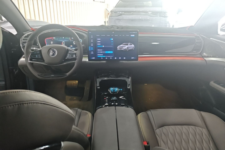BYD Han 2023 #10 BYD Han 2023 изображение автомобиля #10