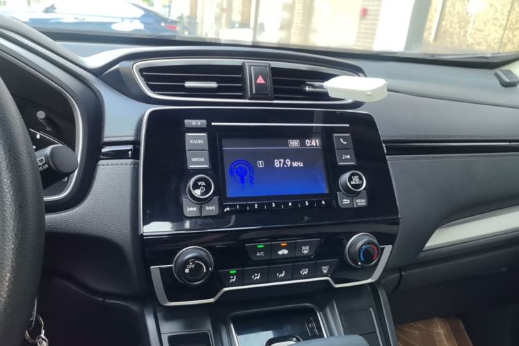Honda CR-V 2019 car image #13