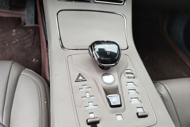 BYD Han 2022 #14 BYD Han 2022 immagine di auto #14