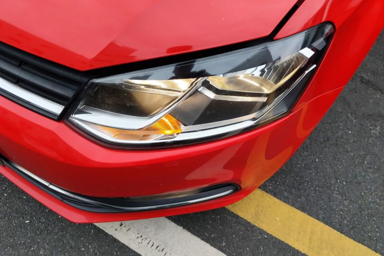 Volkswagen Polo 2018 car image #23