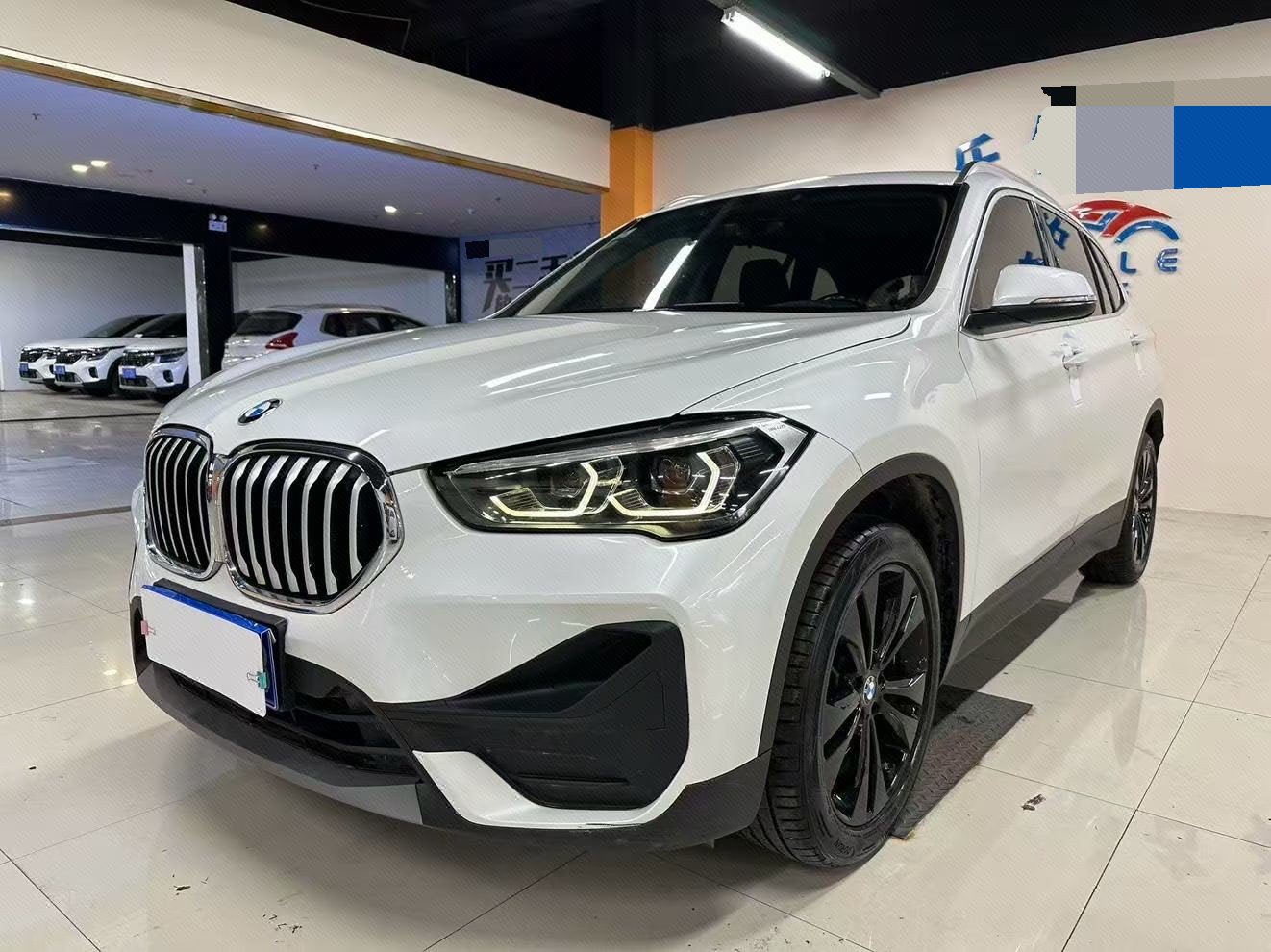 BMW X1 2021 BMW X1 2021 car image