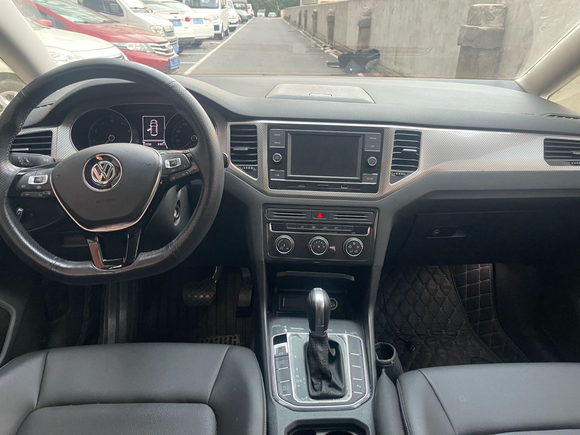 Volkswagen Golf Sportsvan 2019 #6 Volkswagen Golf Sportsvan 2019 car image #6