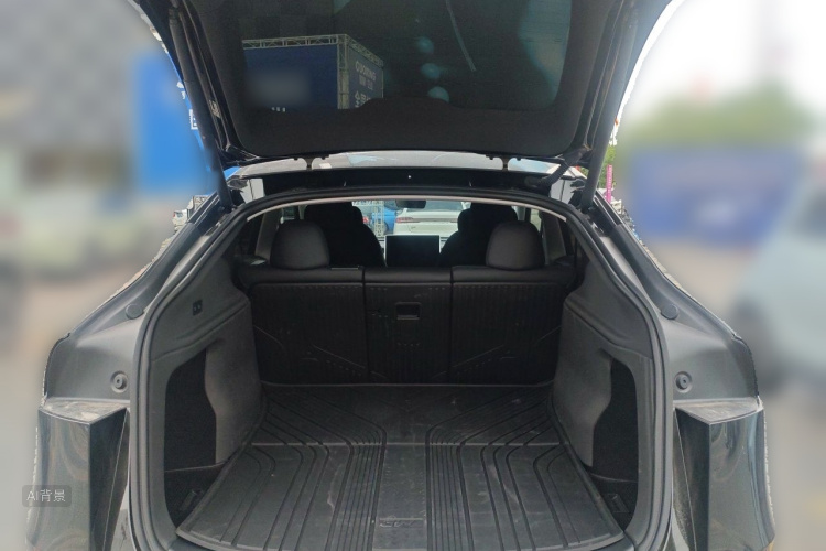Tesla Model Y 2025 #21 Tesla Model Y 2025 immagine di auto #21