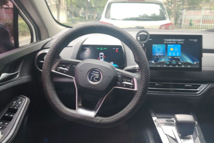 BYD Yuan New Energy 2019 car image #15
